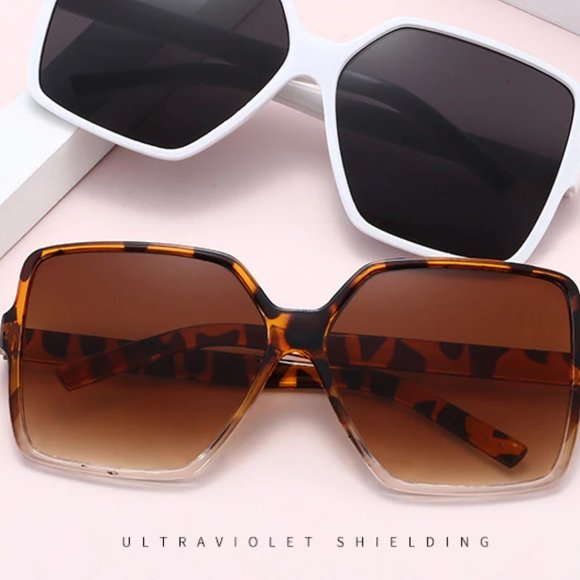 Oversized Frame Sunglasses Tortoise Frame - NWT - Picture 2 of 4